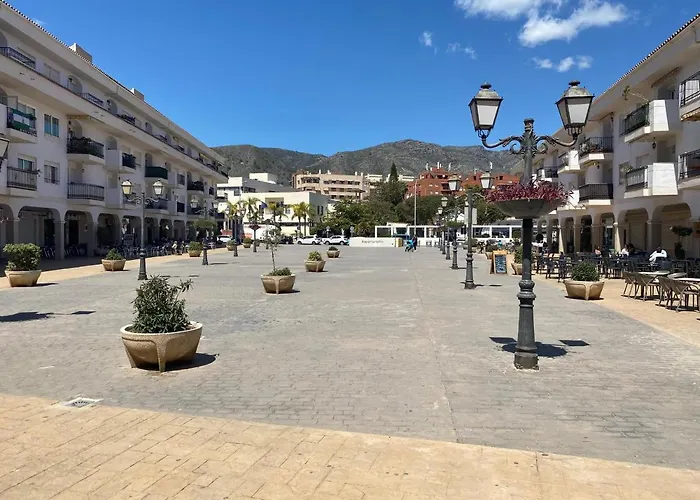 Torremolinos Centro - Beautiful , Newly Renovated 2 Bedroom Apartment