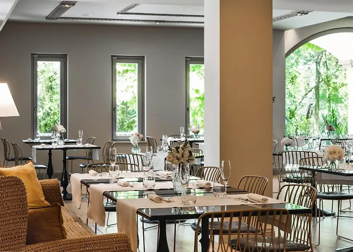 Seebay Hotel
