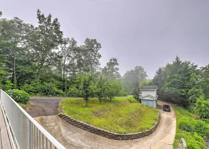 Roamer'S Respite - A Prime Location With Scenic Views For Your Ultimate Retreat