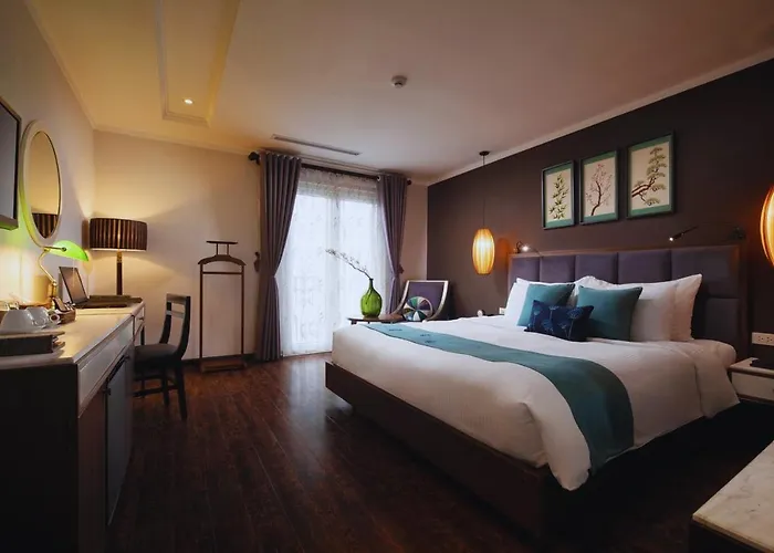 Hotel Emerald Waters Classy
