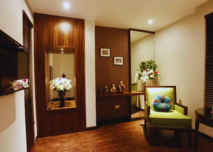 Hotel Emerald Waters Classy