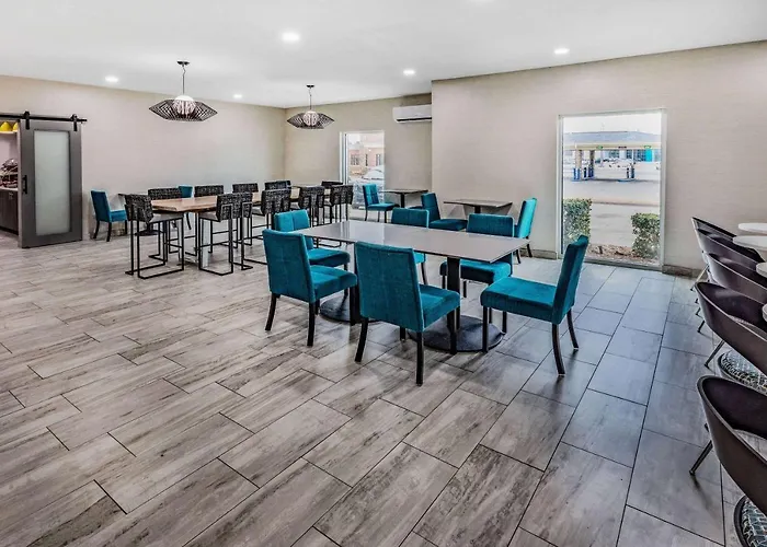 La Quinta Inn & Suites By Wyndham Ardmore