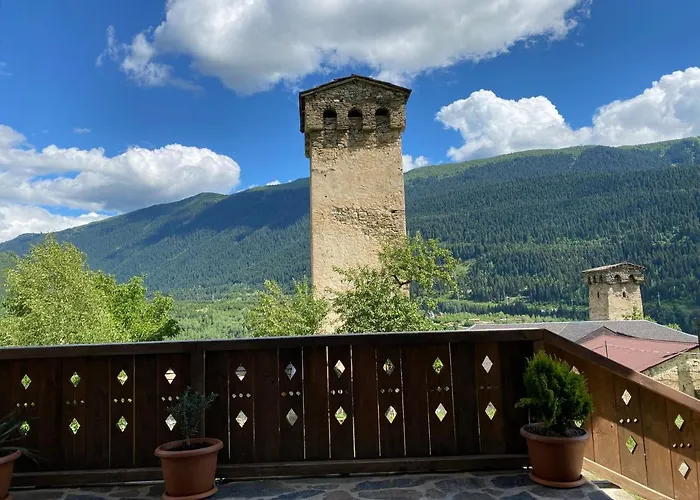 Lanchvali Inn