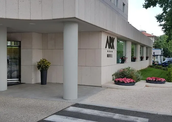 Ark Hotel