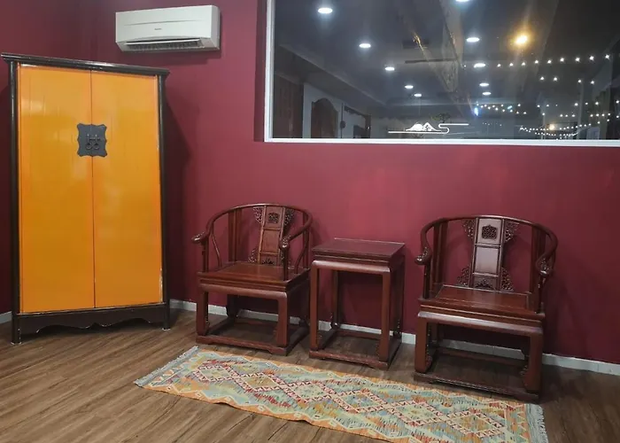 Nunuk Ragang Hotel