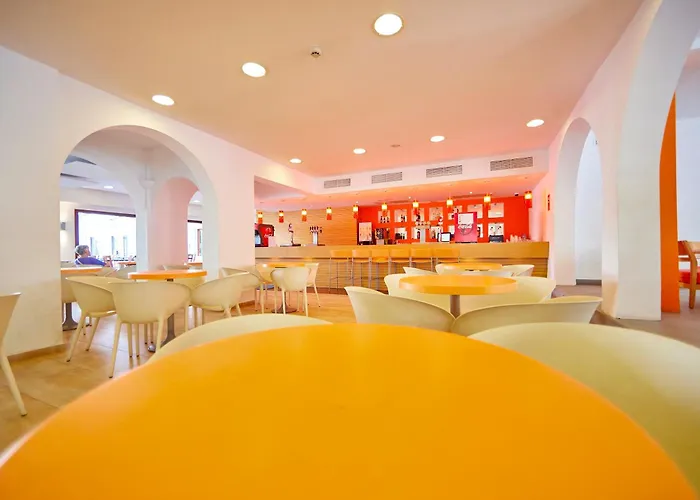Gavimar Ariel Chico Hotel And Apartments