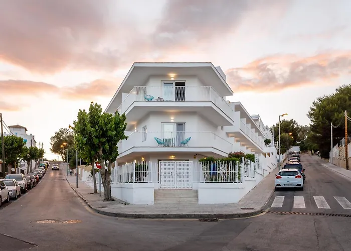 Hotel Tora