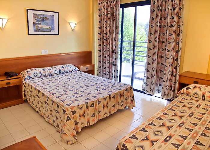 Hotel Vibra Isola - Adults Only