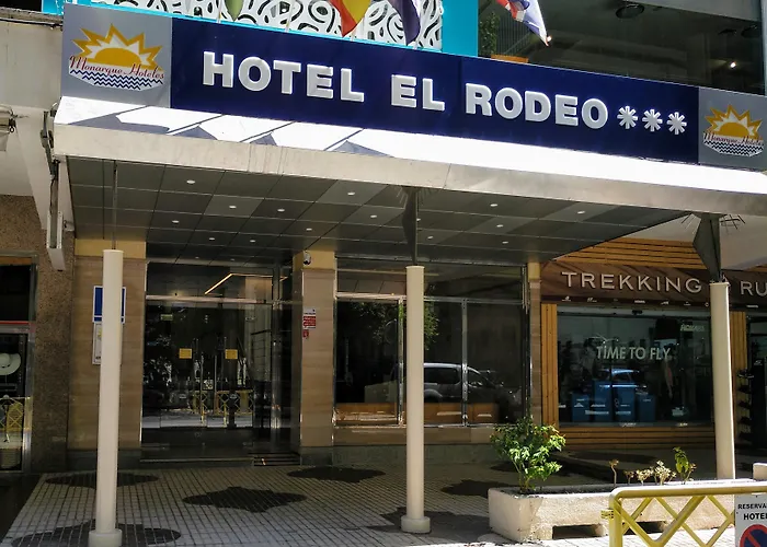 Hotel Monarque El Rodeo