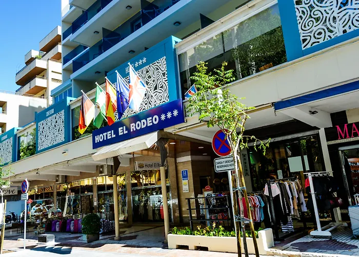 Hotel Monarque El Rodeo