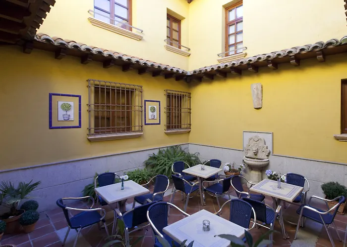 Hotel Casona De La Reyna