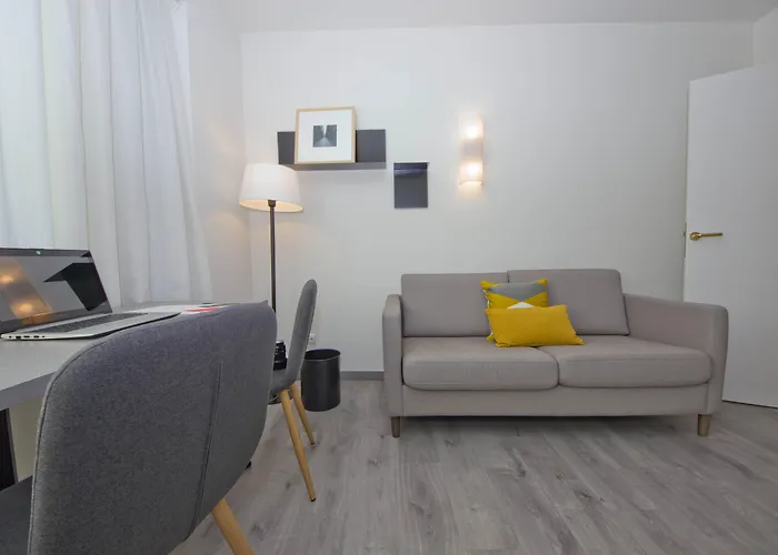 Aparthotel Atenea Valles