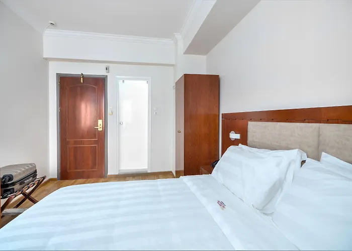 Attalos Hotel