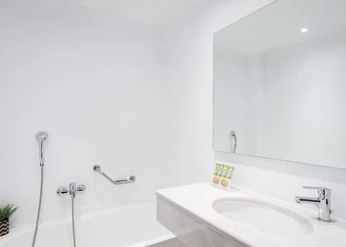 Acropolis Select
