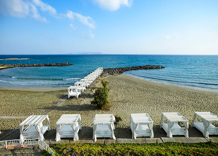 Knossos Beach Bungalows Suites Resort & Spa