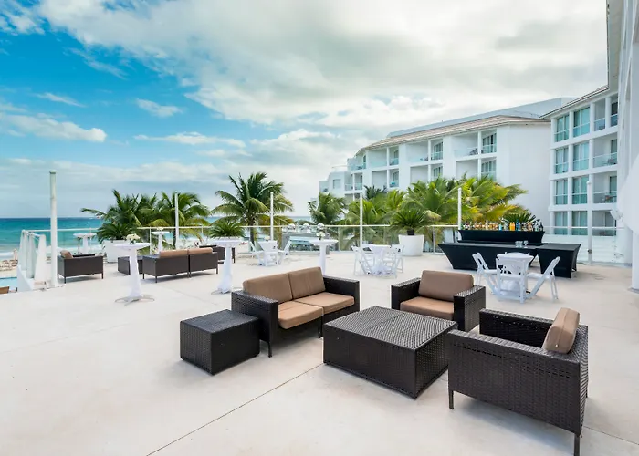 Playacar Palace