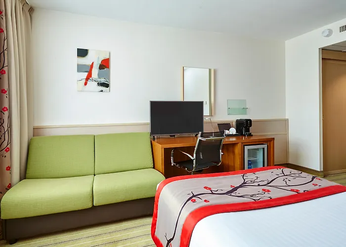 Holiday Inn Toulon City Centre By Ihg