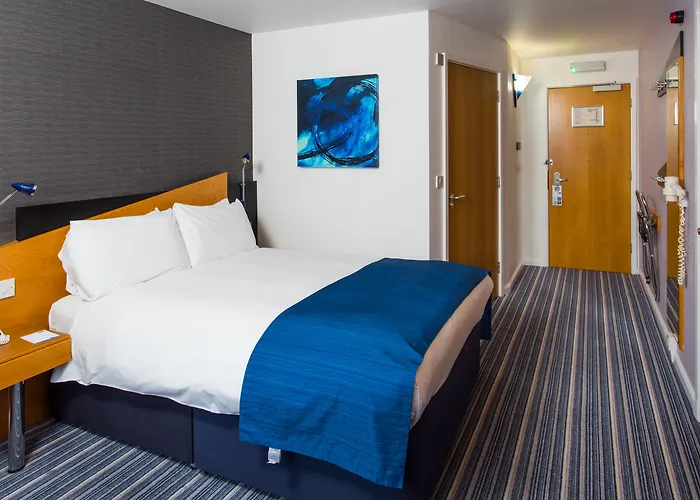 Holiday Inn Express Southampton West By Ihg