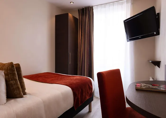 Hotel Apolonia Paris Montmartre; Sure Hotel Collection By Best Western