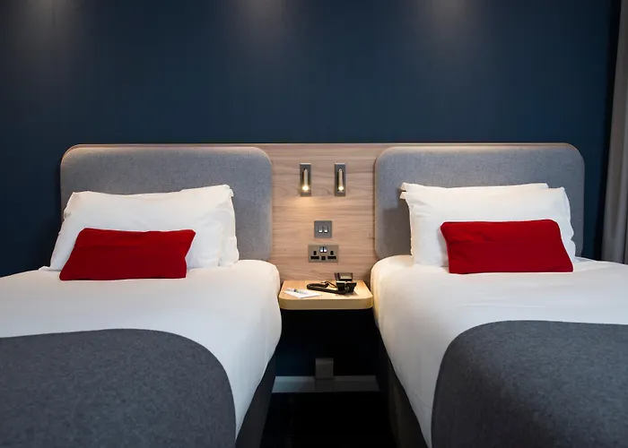 Holiday Inn Express Bath By Ihg