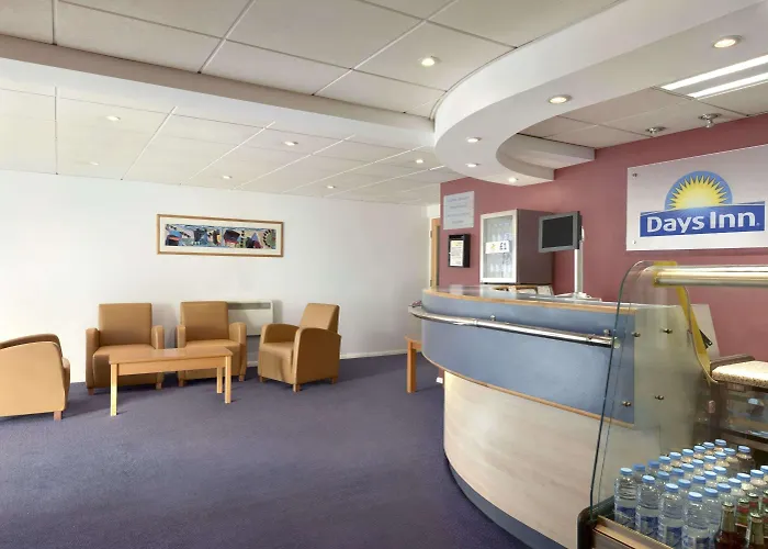 Days Inn By Wyndham Membury M4