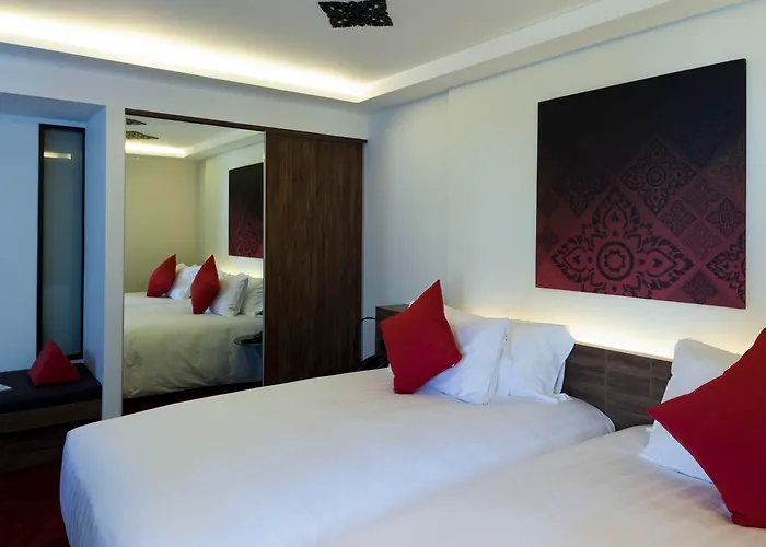 Rakyim Siam - Sukhumvit 15