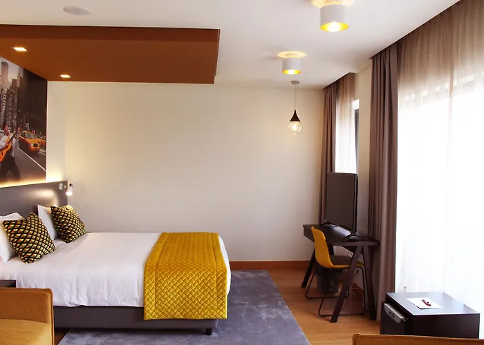 America Diamonds Hotel&Sushi Bar