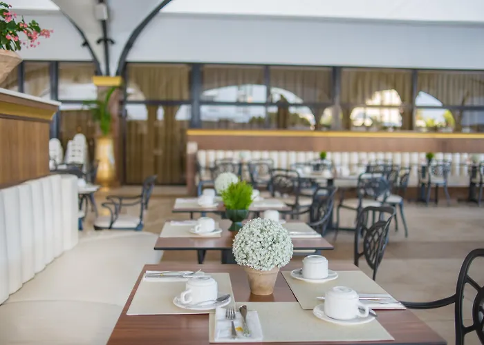 Adams Beach Hotel & Spa (Adults Only)