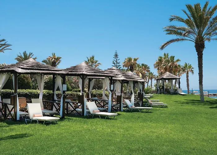 Constantinou Bros Athena Beach Hotel
