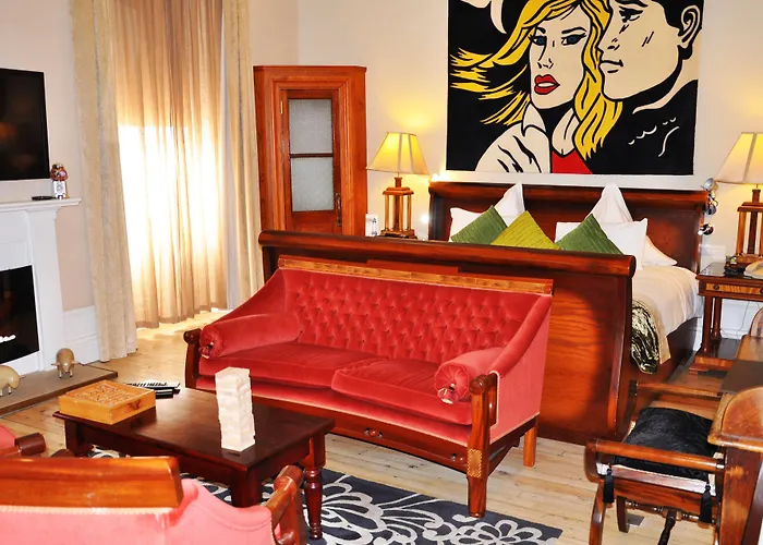 Carmelite Hotel