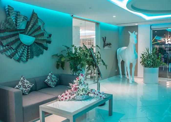 Vassos Nissi Plage Hotel & Spa