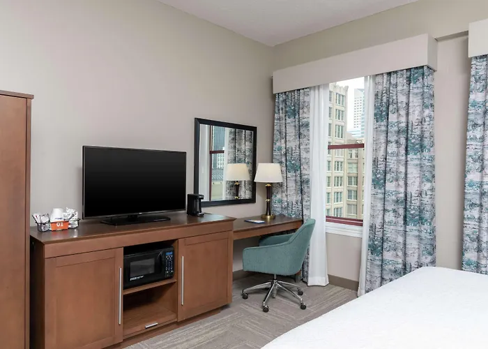 Hampton Inn Indianapolis Downtown Across From Circle Centre