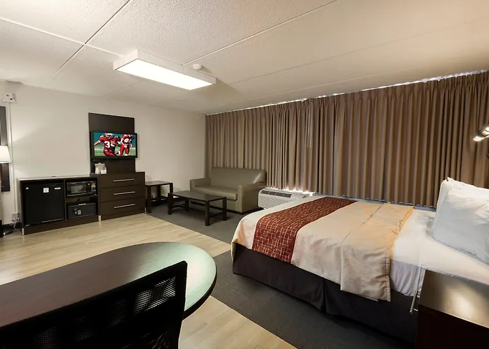 Red Roof Inn Plus+ Boston - Woburn/ Burlington