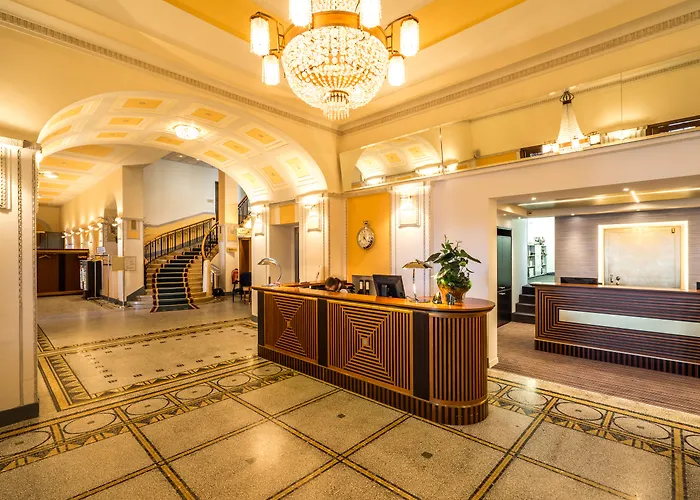 Art Deco Hotel Montana