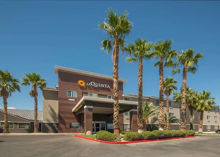 La Quinta Inn & Suites By Wyndham Las Vegas Nellis