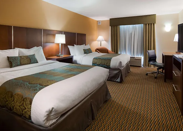 Best Western Plus Airport Inn & Suites