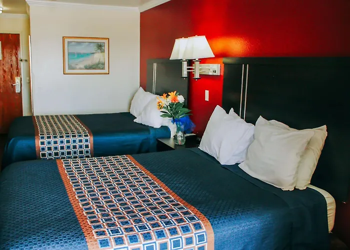 Rodeway Inn & Suites Lake Havasu City