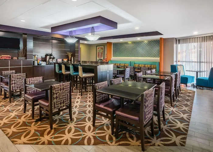 La Quinta By Wyndham Memphis Airport Graceland