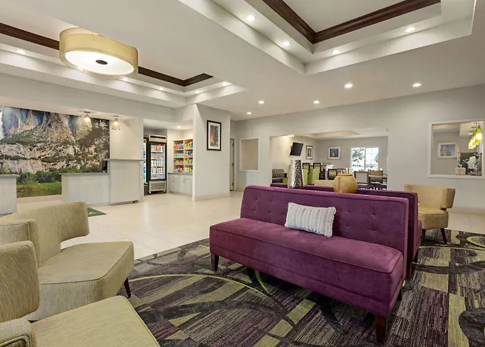 La Quinta By Wyndham Fresno Northwest