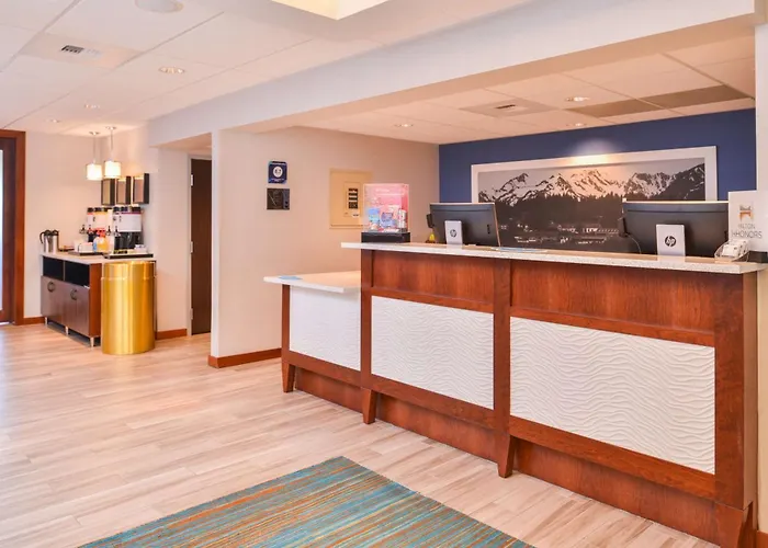 Hampton Inn Seattle Airport