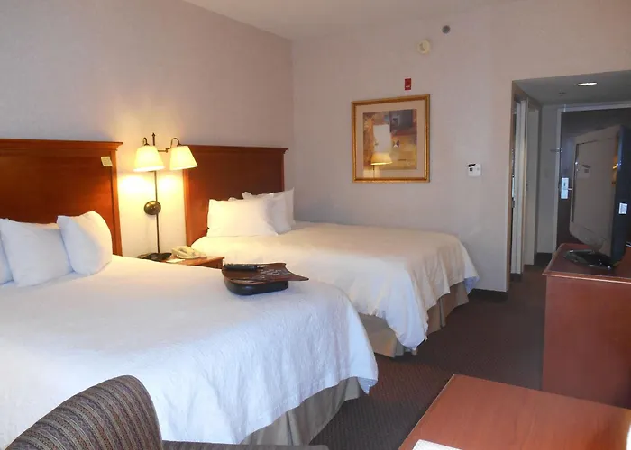 Hampton Inn Columbus-International Airport