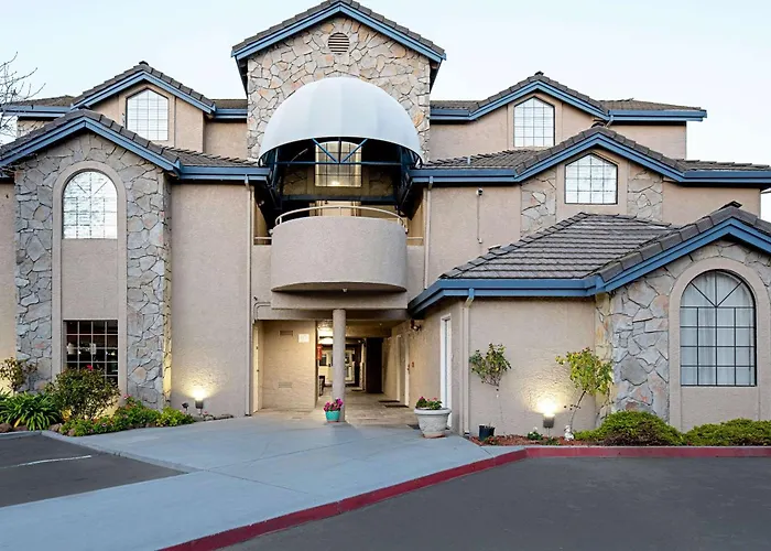 Clarion Inn Silicon Valley