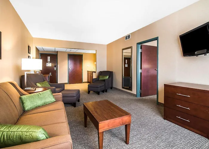 Quality Inn & Suites Towanda