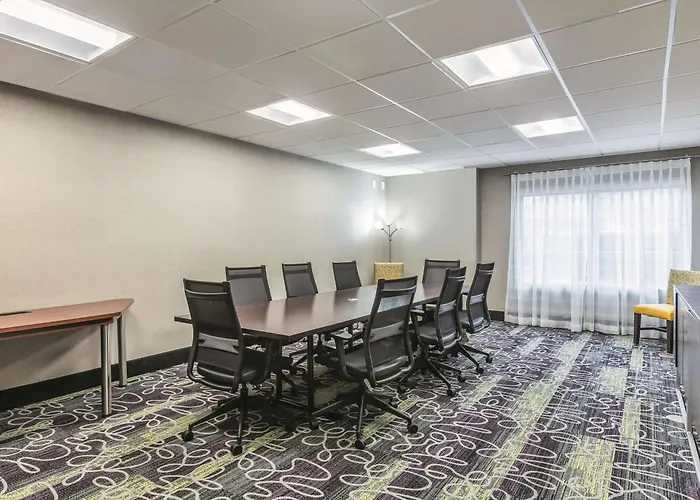 La Quinta By Wyndham Dallas Plano West