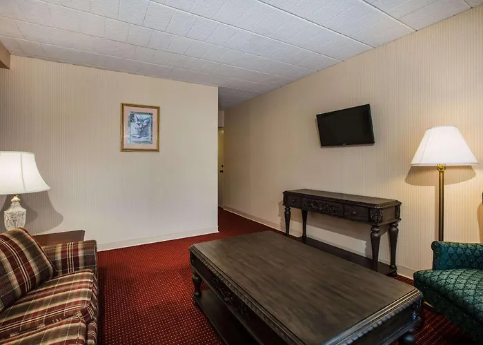 Ramada By Wyndham Ligonier