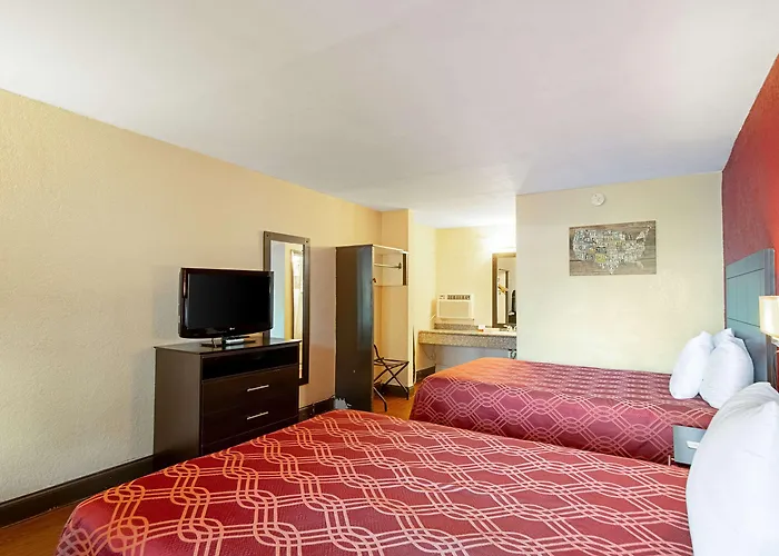 Ramada Limited Clearwater Hotel And Suites