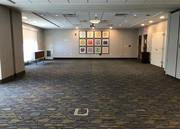 Holiday Inn Express Jacksonville Beach By Ihg