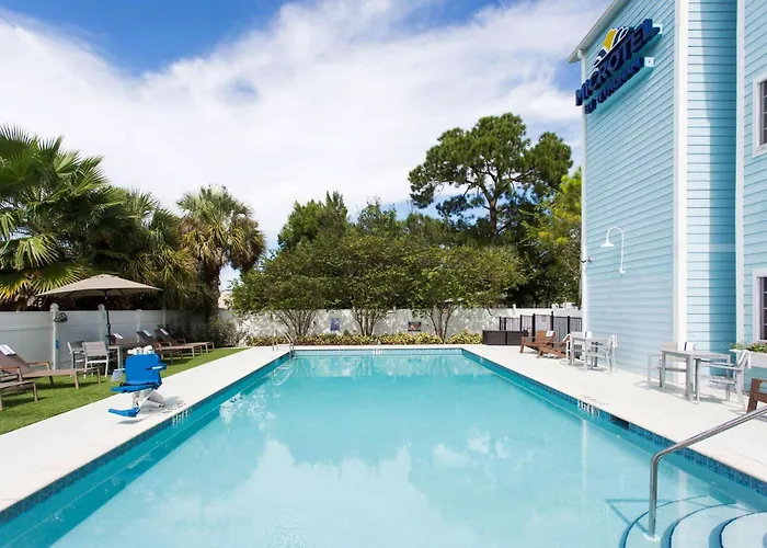 Microtel Inn & Suites By Wyndham Port Charlotte Punta Gorda