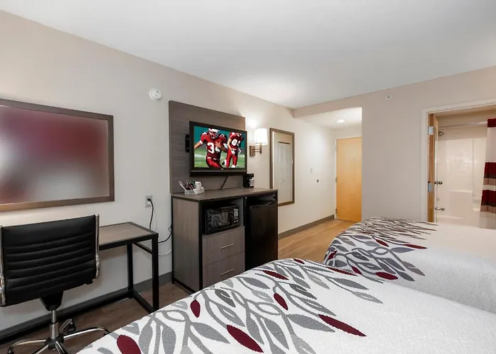 Red Roof Inn Clifton Park