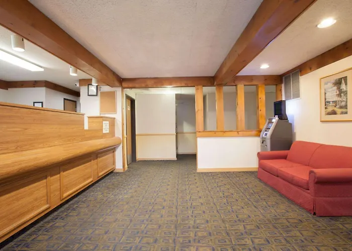 Super 8 By Wyndham Oneonta/Cooperstown